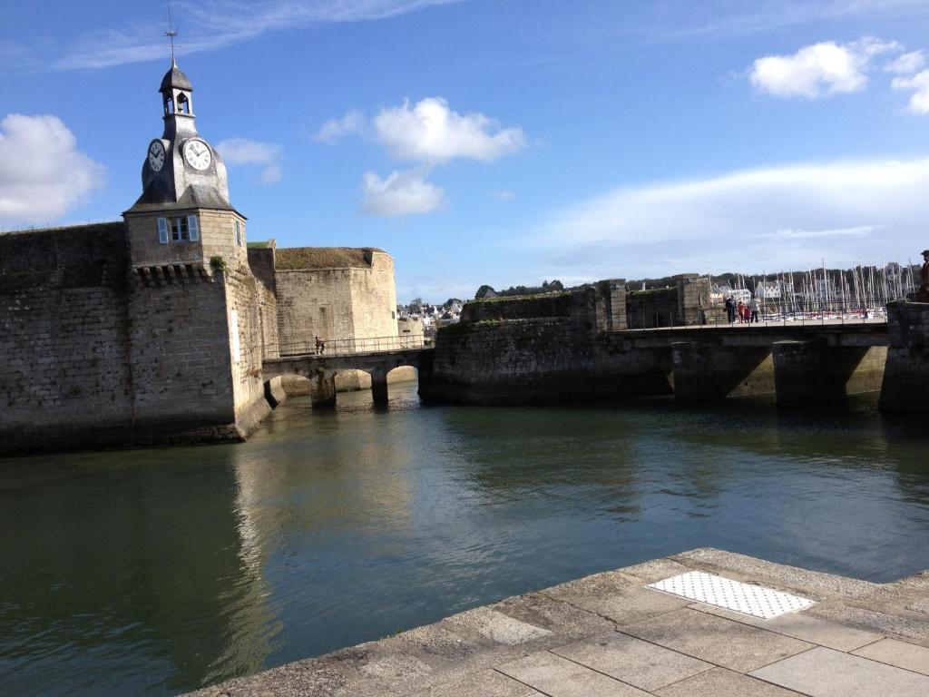 Hotel Du Port Concarneau Kültér fotó