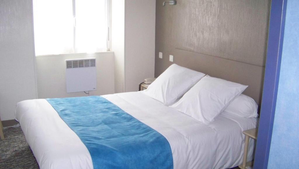 Hotel Du Port Concarneau Szoba fotó